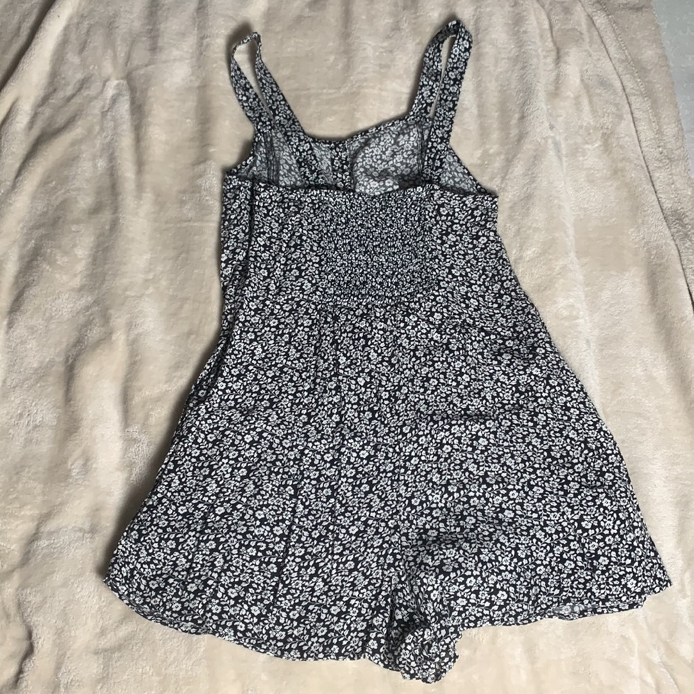 American eagle - Picture 2 of 5